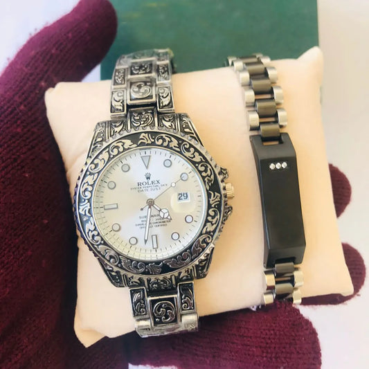 Engraved chain watch silver dial with date and bracelet