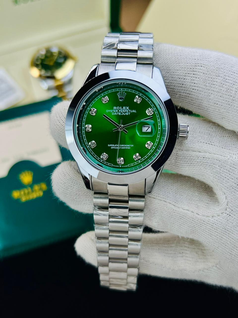 Prestige Silver Chain Green Dial Diamond-Style Rlx Men’s Watch With Date Display
